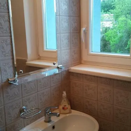 Goscinne Lalaj Проживание в семье Bolecin