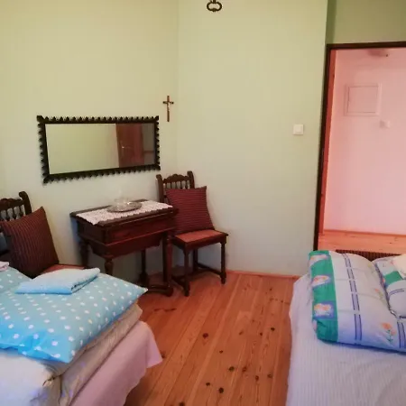 Проживание в семье Goscinne Lalaj