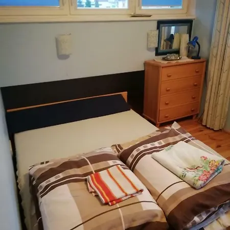 Goscinne Lalaj Проживание в семье