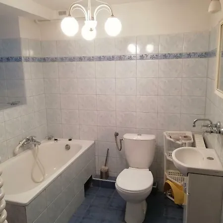 Goscinne Lalaj * Bolecin