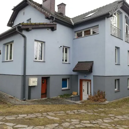 Goscinne Lalaj Проживание в семье *